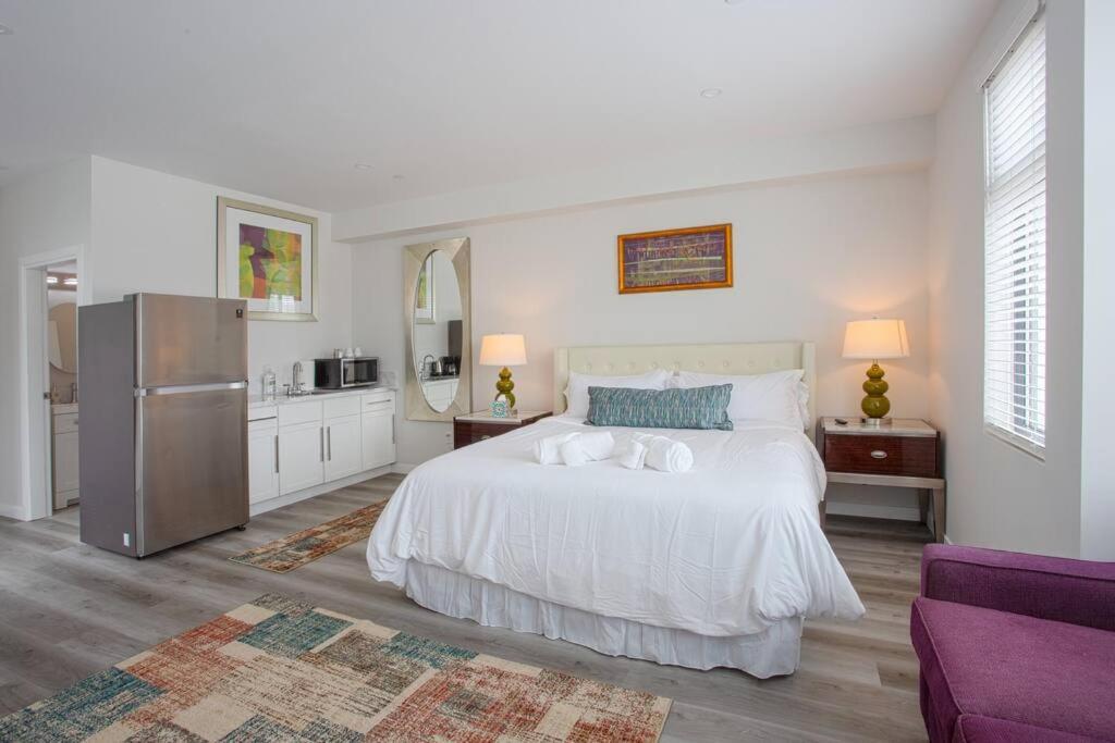 Comfy Studio With Cali King Size Mattress San Diego Exterior photo